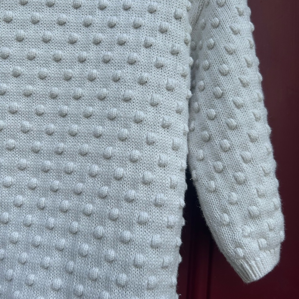 Banana Republic size medium Women's Sweater - Picture 5 of 7